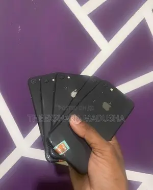 Apple iPhone 8 (Used)