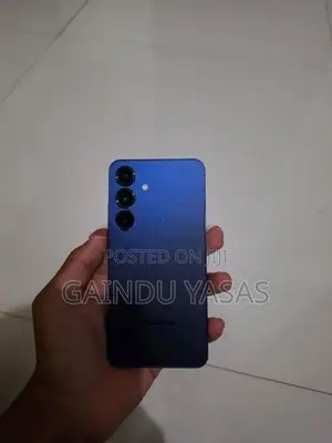 Samsung Galaxy S25 (Used)