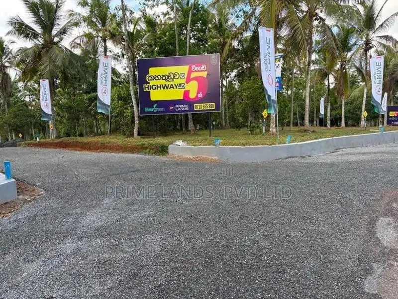 Kahathuduwa Land for Sale