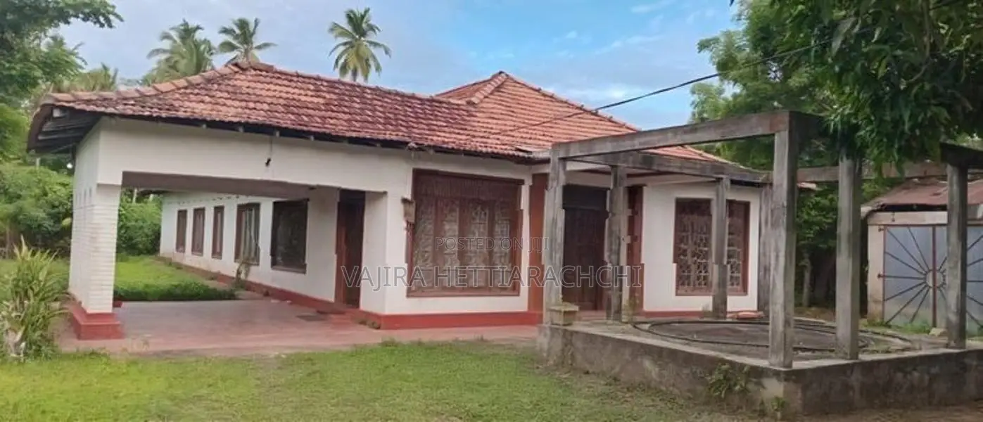 2 Acres House for Sale in Kuliyapitiya