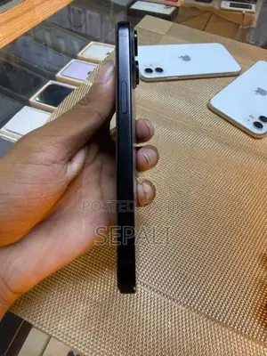 Apple iPhone 15 (Used)