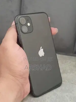 Apple iPhone 11 (Used)