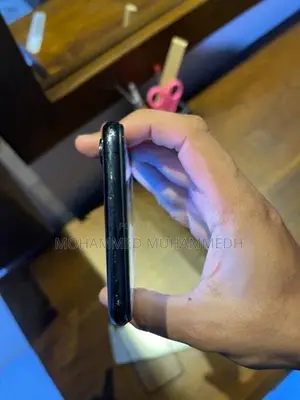 Apple iPhone XS Max Space Gray (Used)