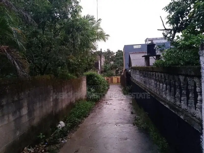 HJS174 - Modern House for Sale in Kadawatha