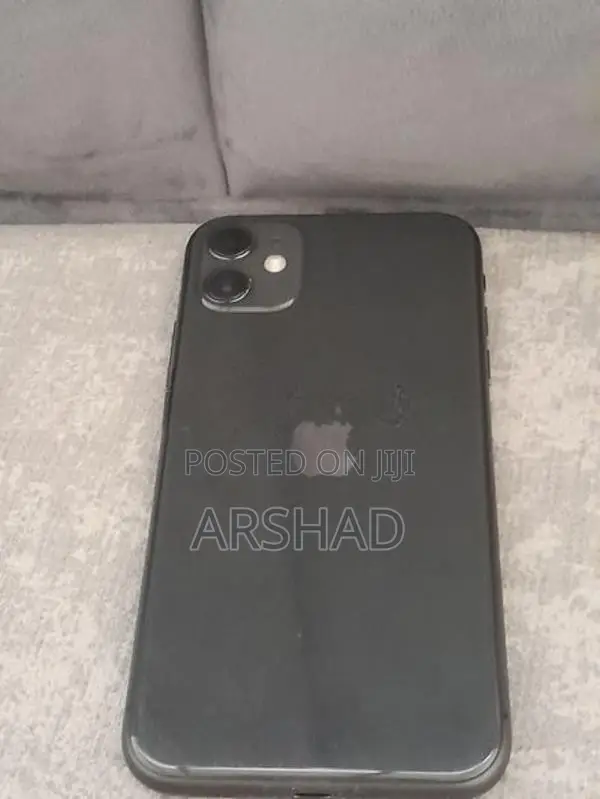 Apple iPhone 11 (Used)
