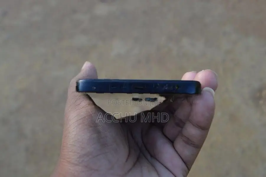 Xiaomi 12 Full Set Box (Used)