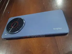 ZTE nubia V70 Max (Used)