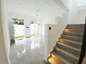 Newly Build Luxury Three Story House For Sale-Kesbewa