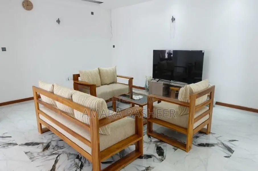 Holiday Bungalow for Short Term Rent Ratmalana