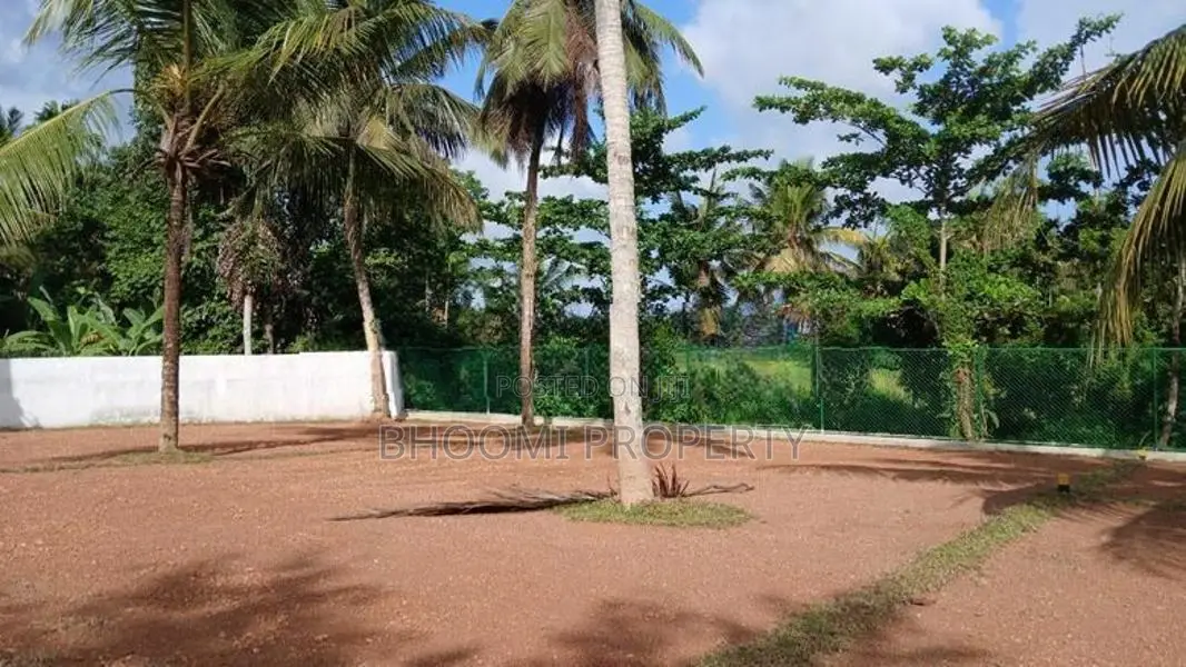 Kesbewa Land for Sale