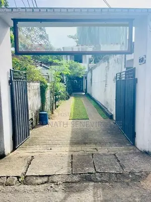Prime Located House for Sale in Boralesgamuwa