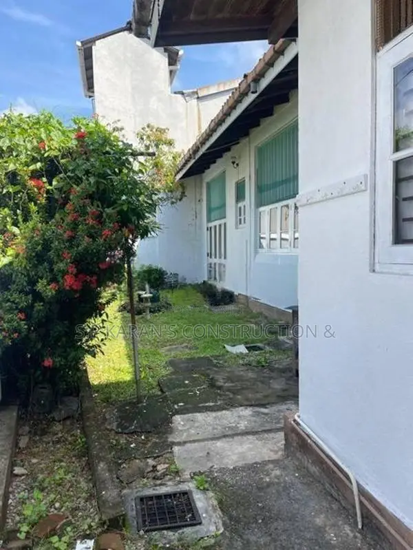 Luxury 4 Bedroom House for Sale in Nawala | Prime Location
