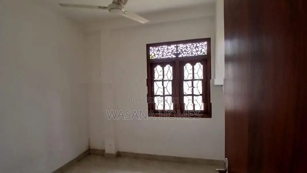 High Residential House for Sale Boralasgamuwa