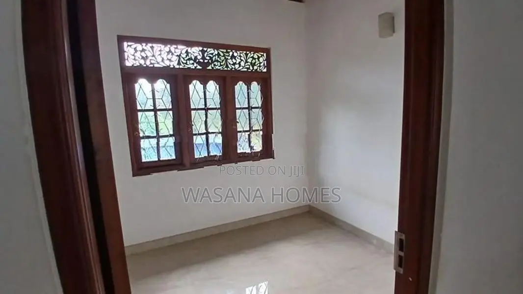 High Residential House for Sale Boralasgamuwa