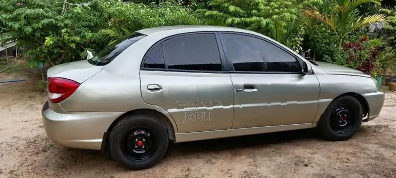 Kia Rio 2002