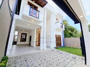 Boralasgamuwa Town Gated Community Brand New 2 Storyd House for Sale