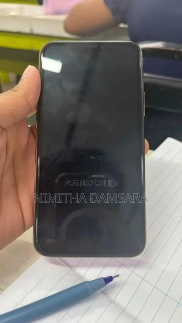 Apple iPhone 11 Pro 256GB (Used)