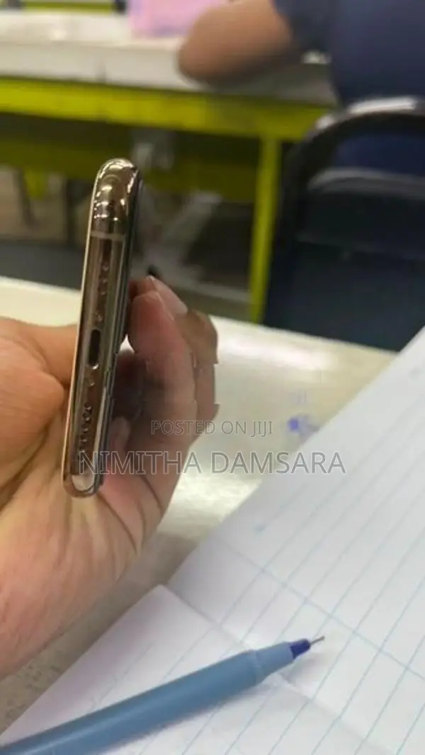 Apple iPhone 11 Pro 256GB (Used)