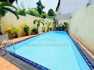 (SPH16) 03 Storey Luxury House with 17.5P Sale in Nawala