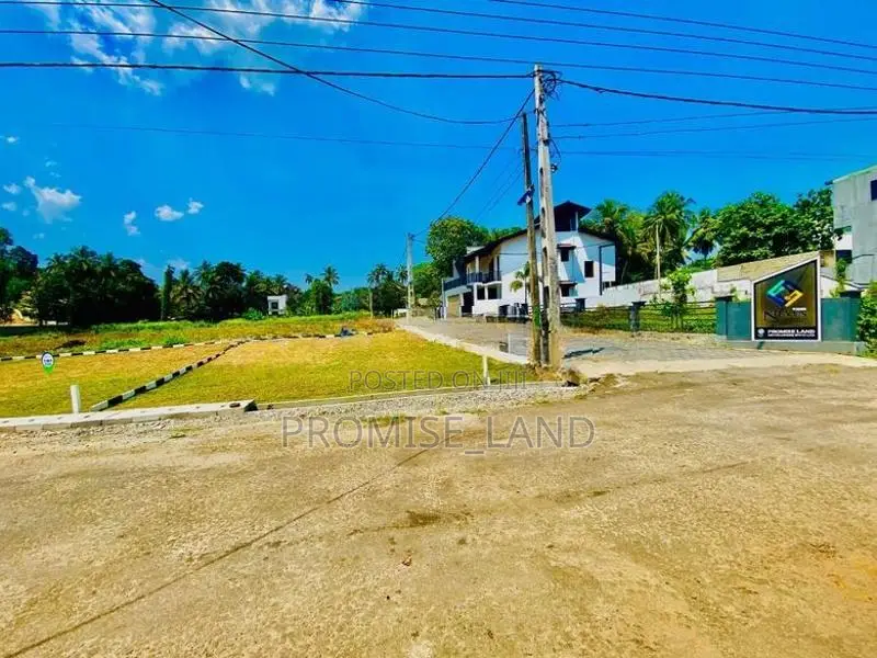 Commercial Land for Sale Athurugiriya|K27