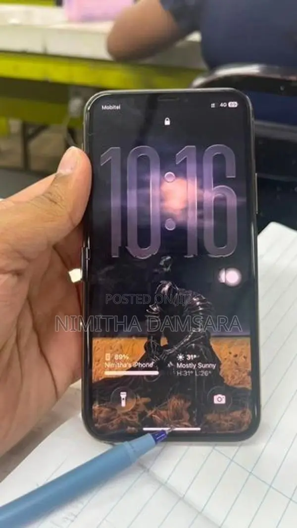 Apple iPhone 11 Pro 256GB (Used)