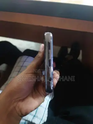 Samsung s10 (Used)