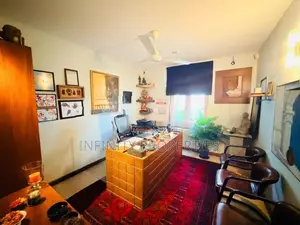 (SPH16) 03 Storey Luxury House with 17.5P Sale in Nawala