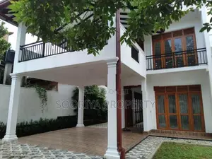 Brand New Super Luxury Two Storey House for Sale in Piliyandala