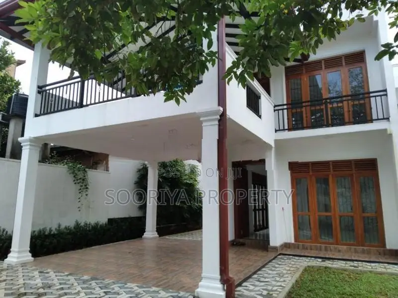 Brand New Super Luxury Two Storey House for Sale in Piliyandala