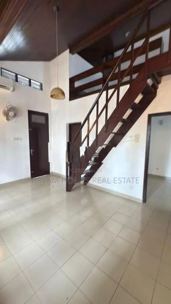 Standalone Two-Storey House for Rent – Colombo 05