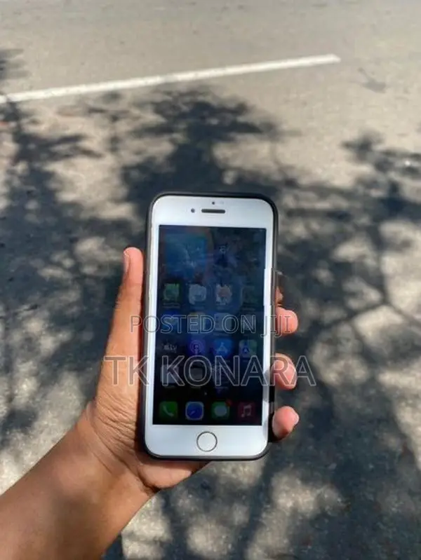 Apple iPhone 7 (Used)
