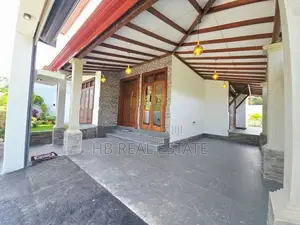 Newly Build Luxury Single Story House For Sale Kahathuduwa
