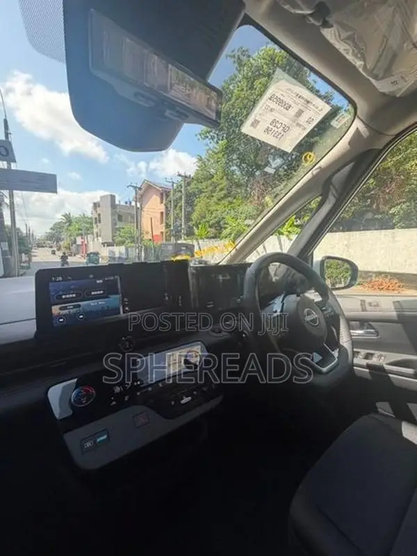 Nissan Serena HIGHWAY STAR V 2025