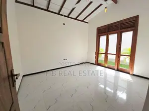 Newly Build Luxury Single Story House For Sale Kahathuduwa