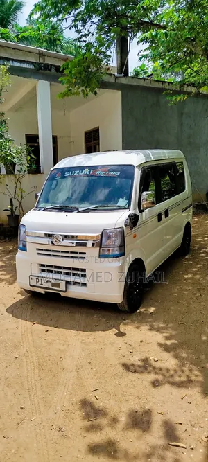 Suzuki AN 2014 White