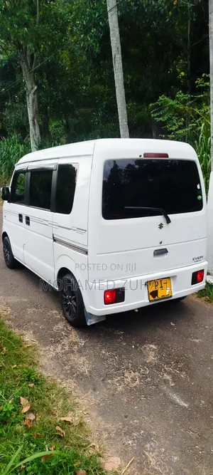 Suzuki AN 2014 White