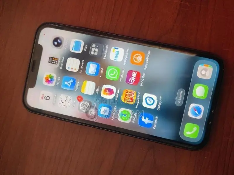 Apple iPhone 11 (Used)