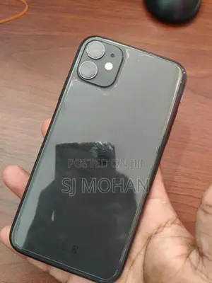 Apple iPhone 11 (Used)