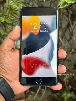 Apple iPhone 7 Plus Red Edition (Used)