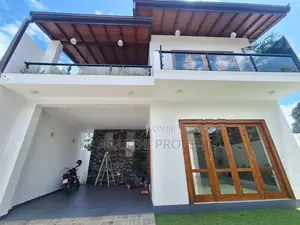 Malabe City Luxury House for Sale