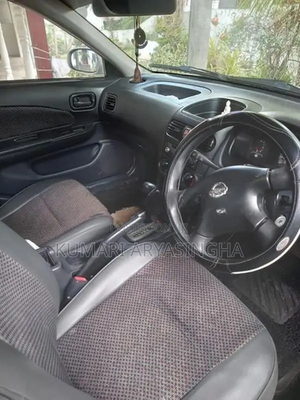 Nissan AD Wagon 2003