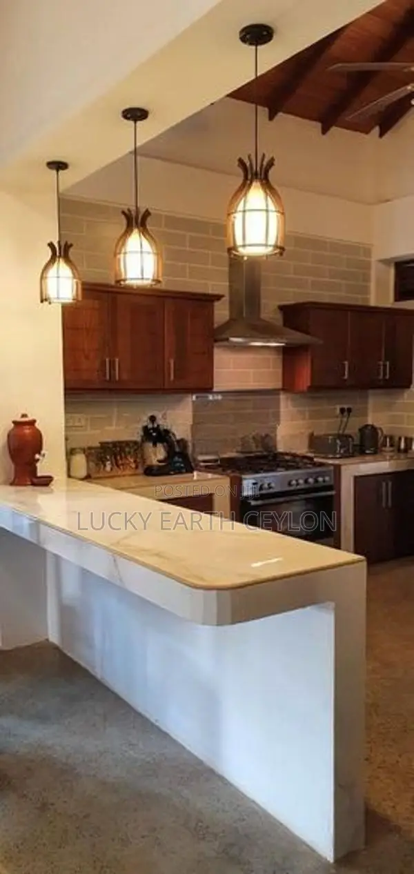 Mount Lavinia, Semi Furnished, Large House For Rent (MG1350)