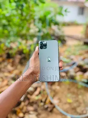 Apple iPhone 11 Pro Max (Used)