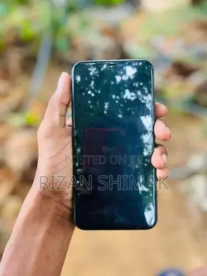 Apple iPhone 11 Pro Max (Used)