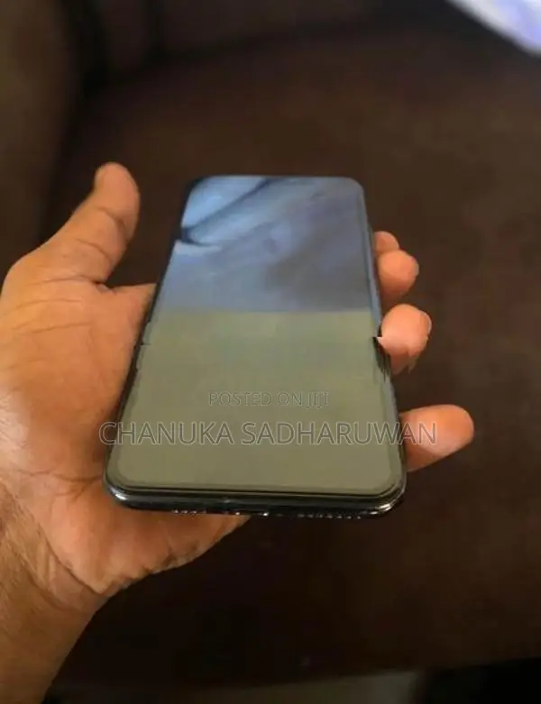 Apple iPhone XS Max (Used)