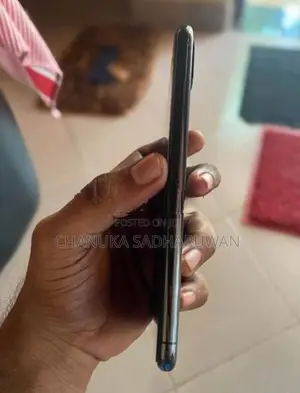 Apple iPhone XS Max (Used)