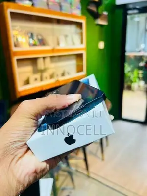 Apple iPhone 12 128GB (Used)