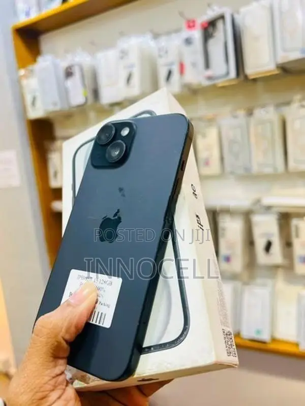 Apple iPhone 15 128GB (Used)