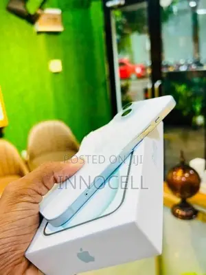 Apple iPhone 15 256GB (Used)