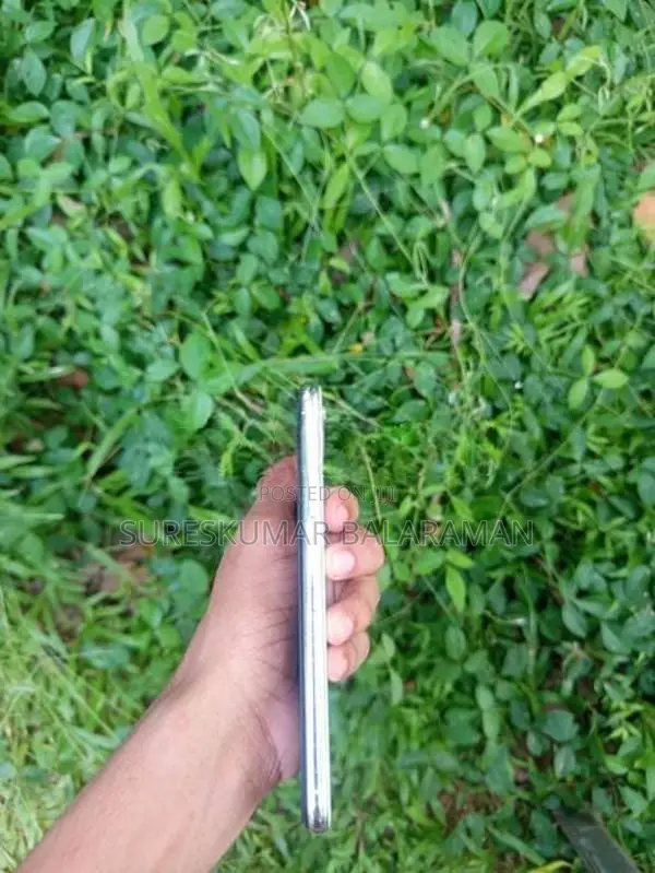 Apple iPhone XS (Used)